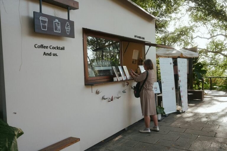 comfortable portable lap stands