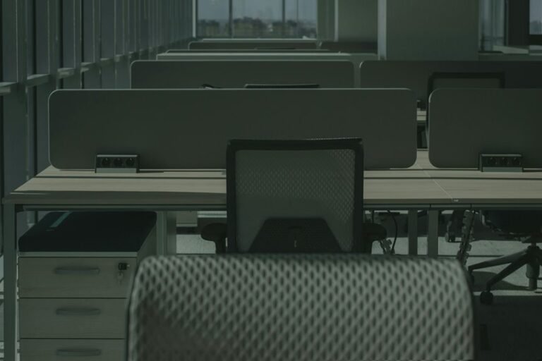 standing desks for tall individuals